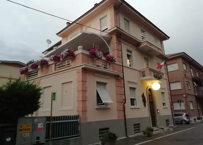 Bed and Breakfast La Pajassa Alba 